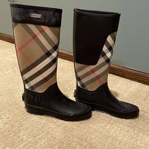 Burberry women’s tall rubber rain boots boots size 39